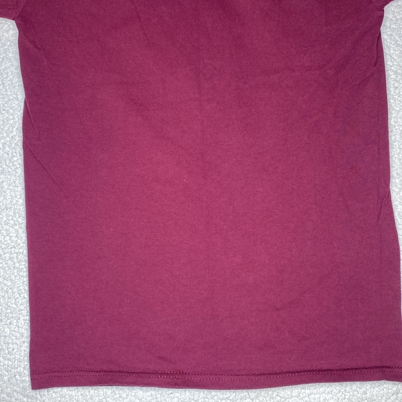 Vintage Jerzees Gatlinburg Tennessee Wolf T-Shirt: Size Medium - Picture 9 of 9